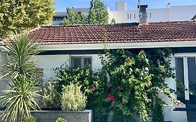 Maison D'Hotes Romarine